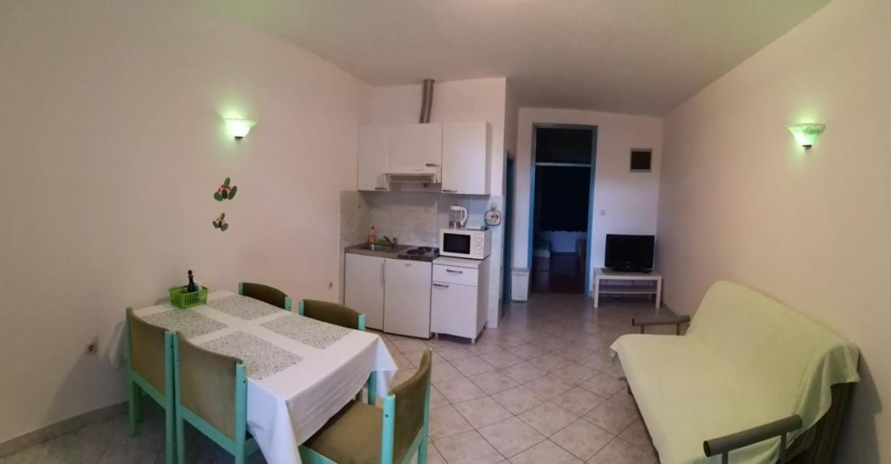 Apartments Sretna غراداك المظهر الخارجي الصورة