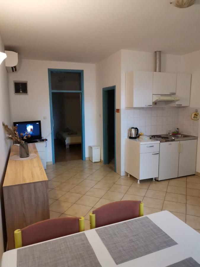 Apartments Sretna غراداك المظهر الخارجي الصورة
